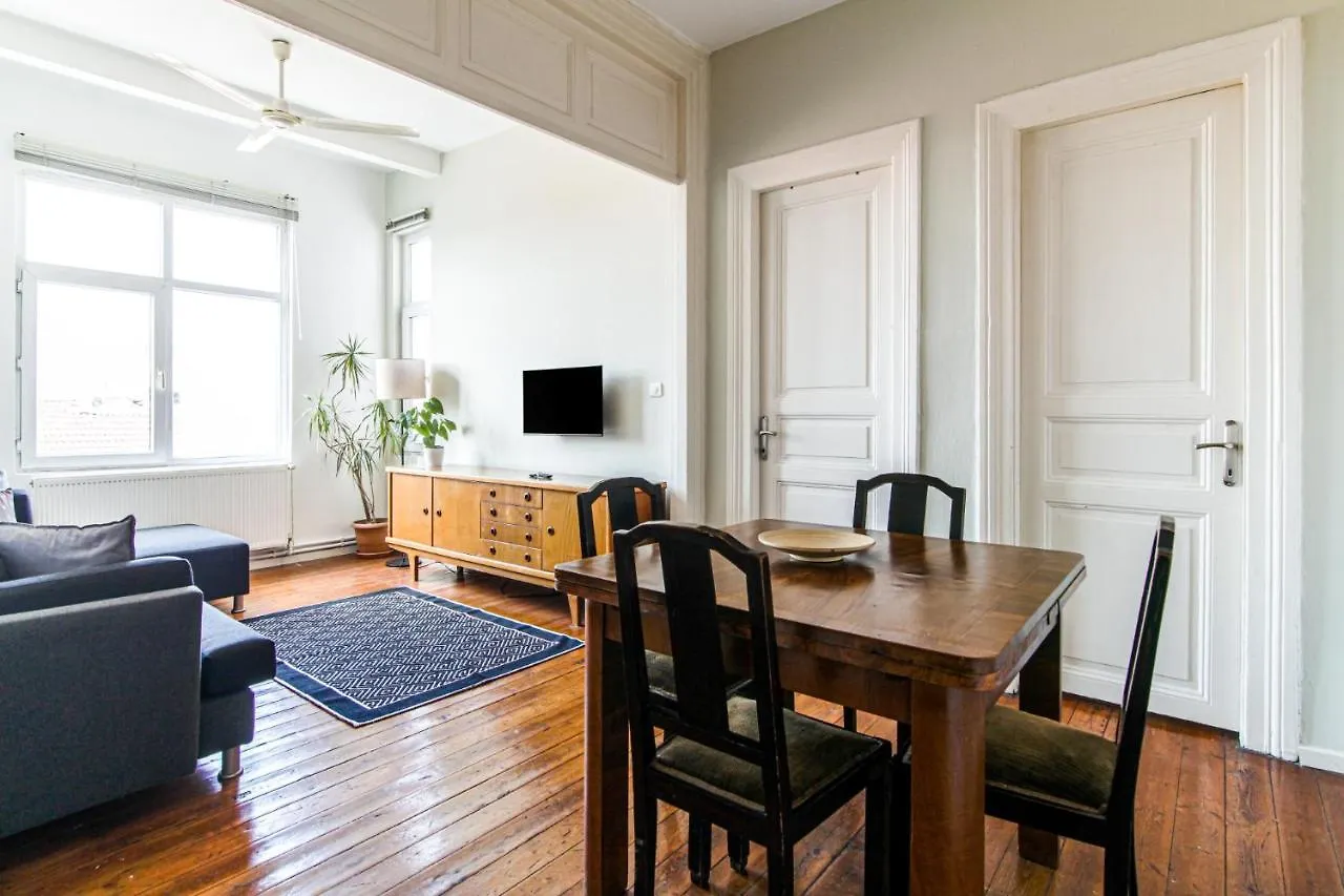 Апартаменты Bright Chic Flat In Beyoglu Стамбул
